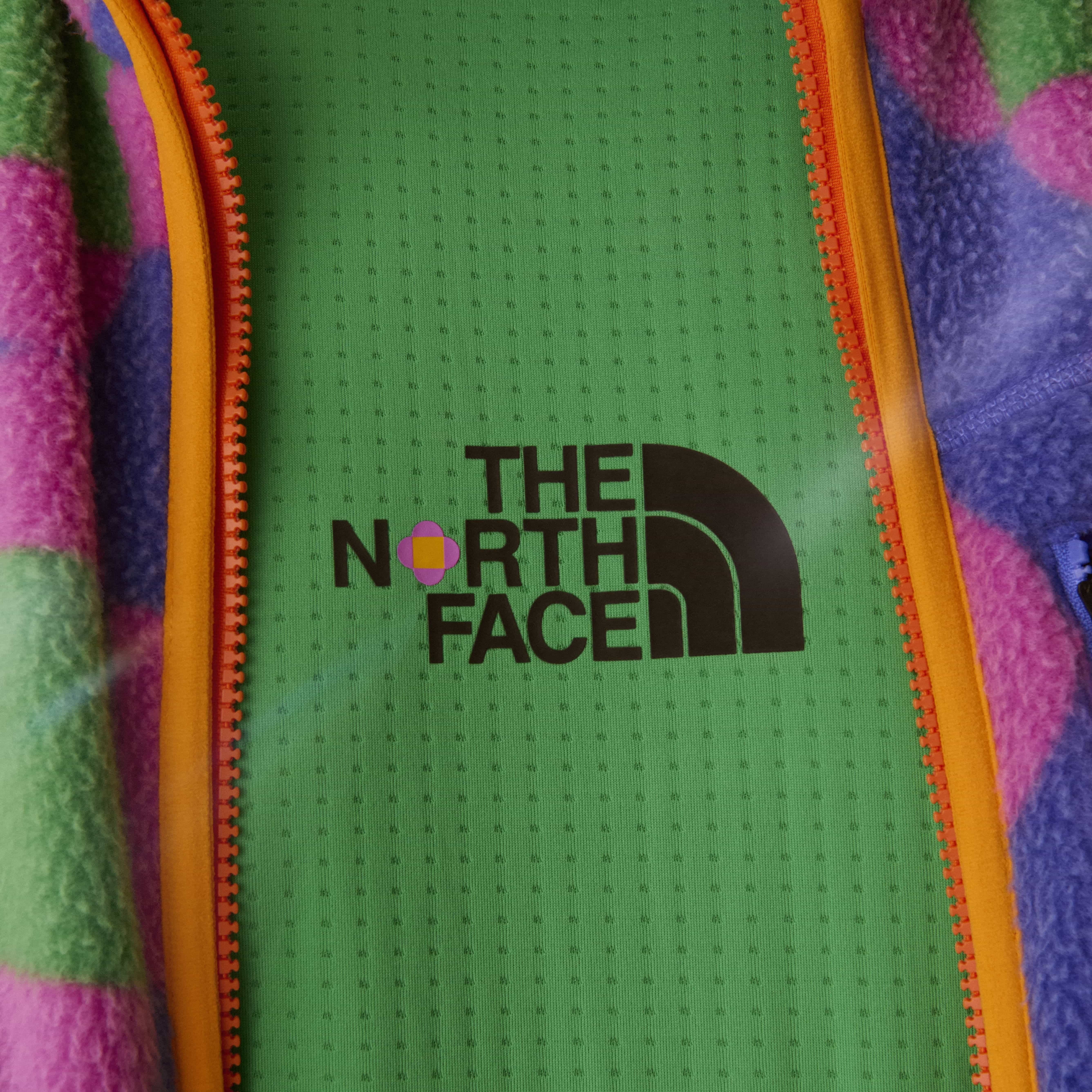 20240514 TNF YINKA ILORI LOOK 01 HAPPY SNOW DETAILS V3 1518 V3 MR 1x1