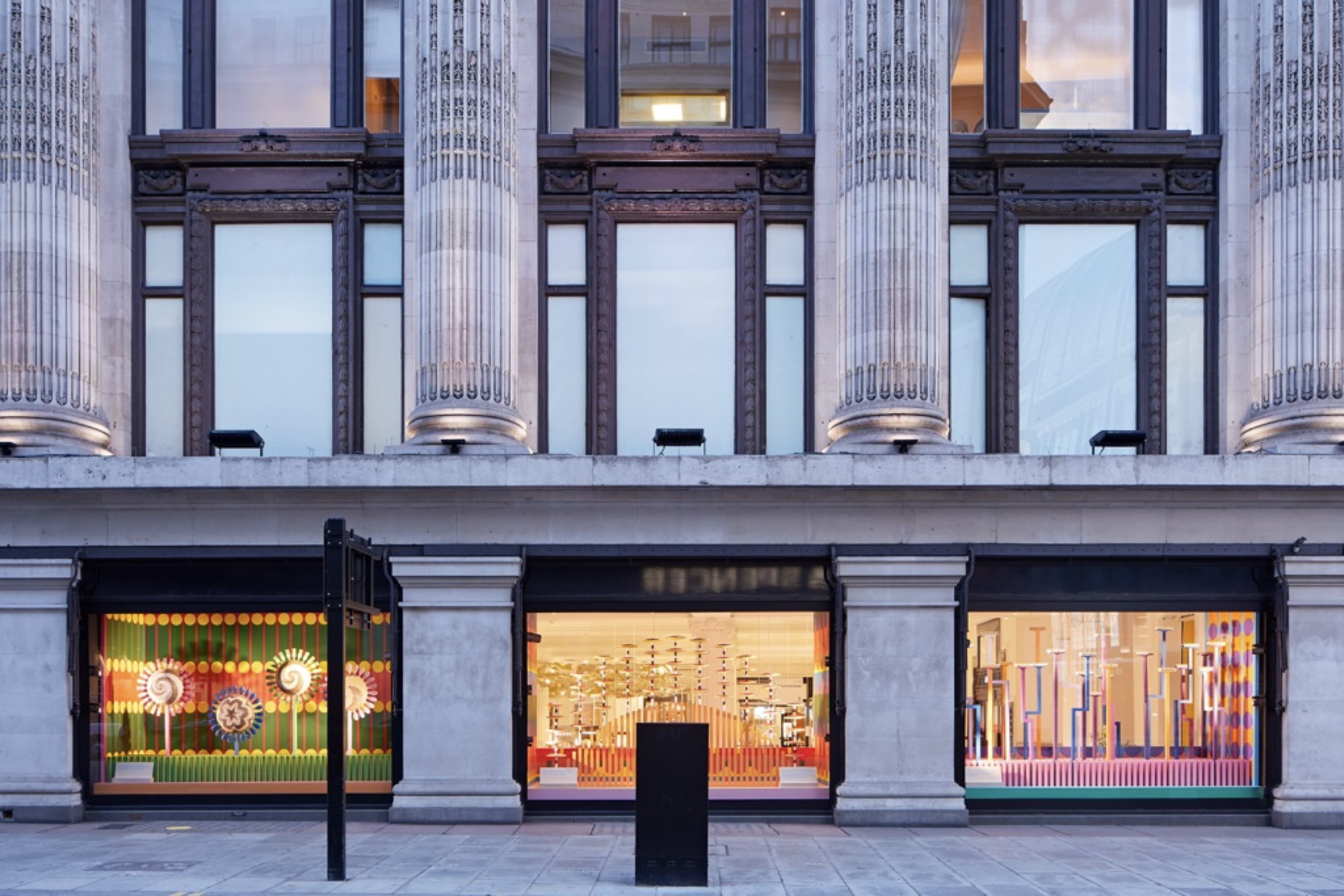Yinka-ilori-Selfridges-windows.03.jpg